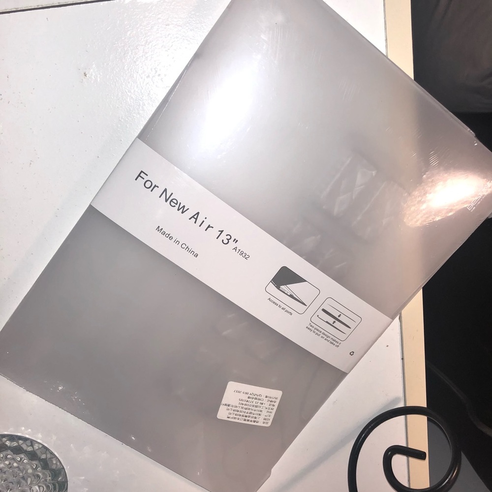 13” MACBOOK AIR HARD SLEEVE